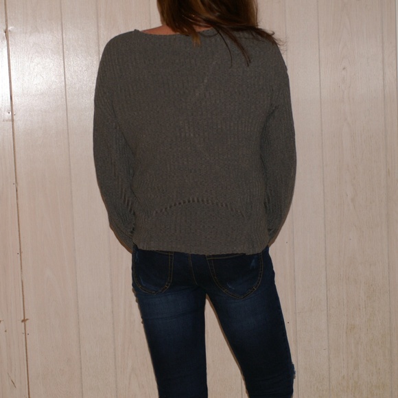 Ribbed Double Button Overlapped V-Neck Top - Picture 9 of 9